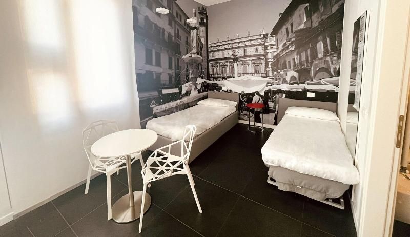 迪莫拉斯之家酒店