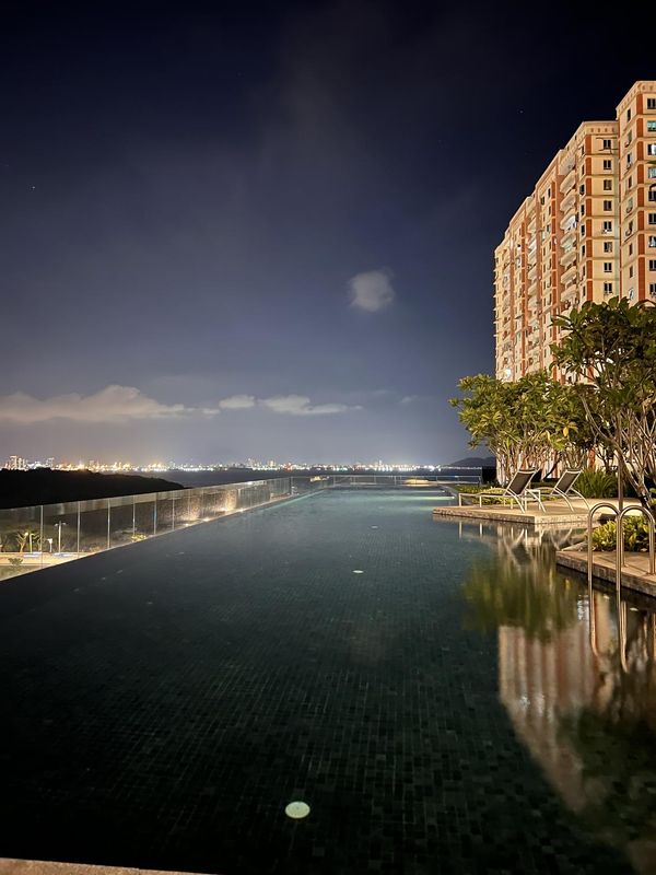 喬治市都市套房 | 適合家庭 | 天空泳池 | 海景