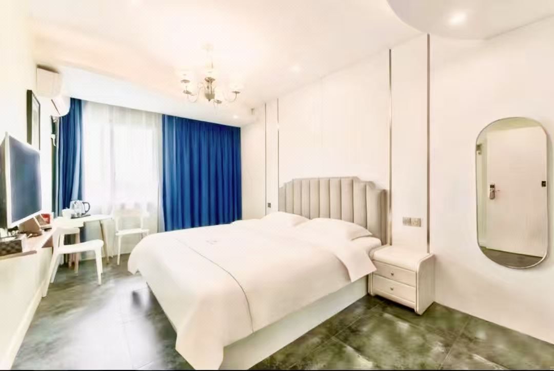 Changsha Bojia Hotel (Changsha University of Science & Technology Yuntang Campus East Gate)