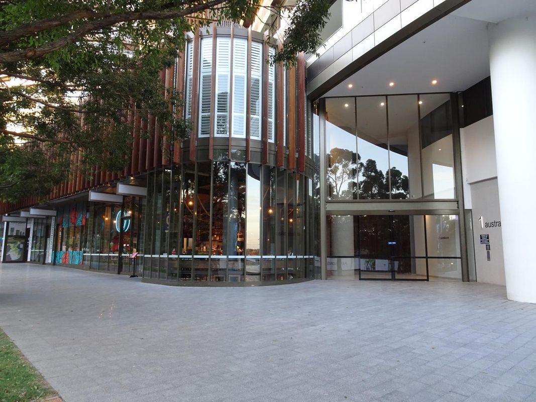 Sydney Olympic Park Apartment