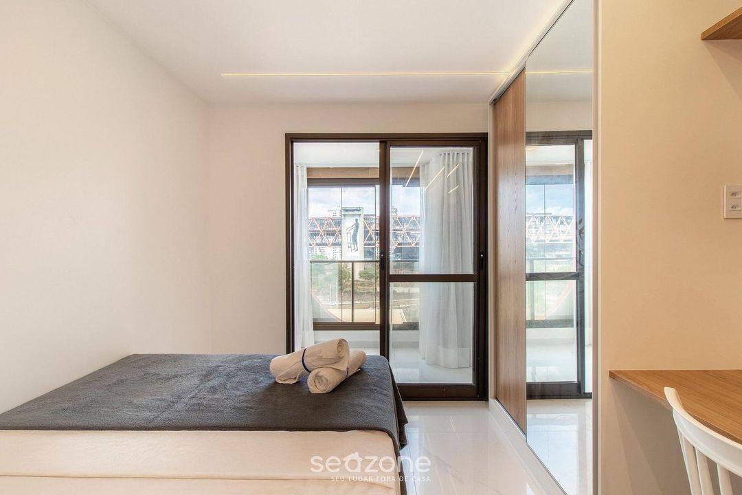 SMT - 薩爾瓦多海灘750米處的大樓