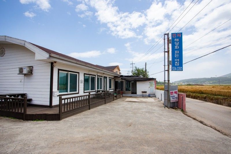 East Sea Sunrise Glyzing Pension