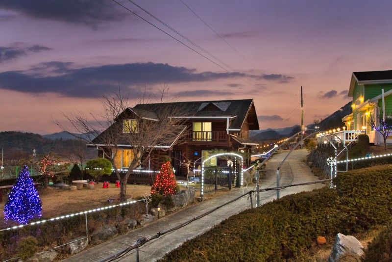 Jecheon Lake Sunrise Spa Pension