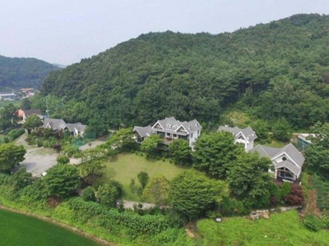 Anmyeondo Lake Park Pension