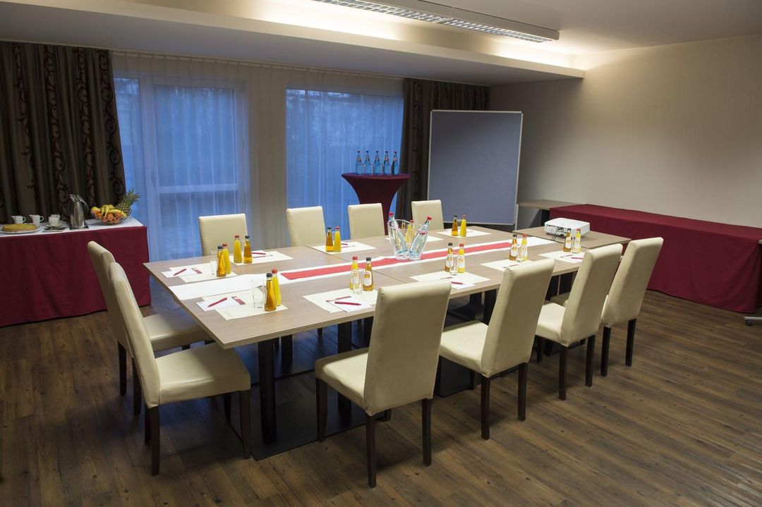 羅德赫梅爾水塔酒店