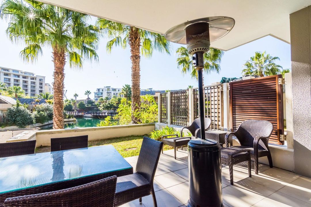 山濱海豪華公寓式酒店