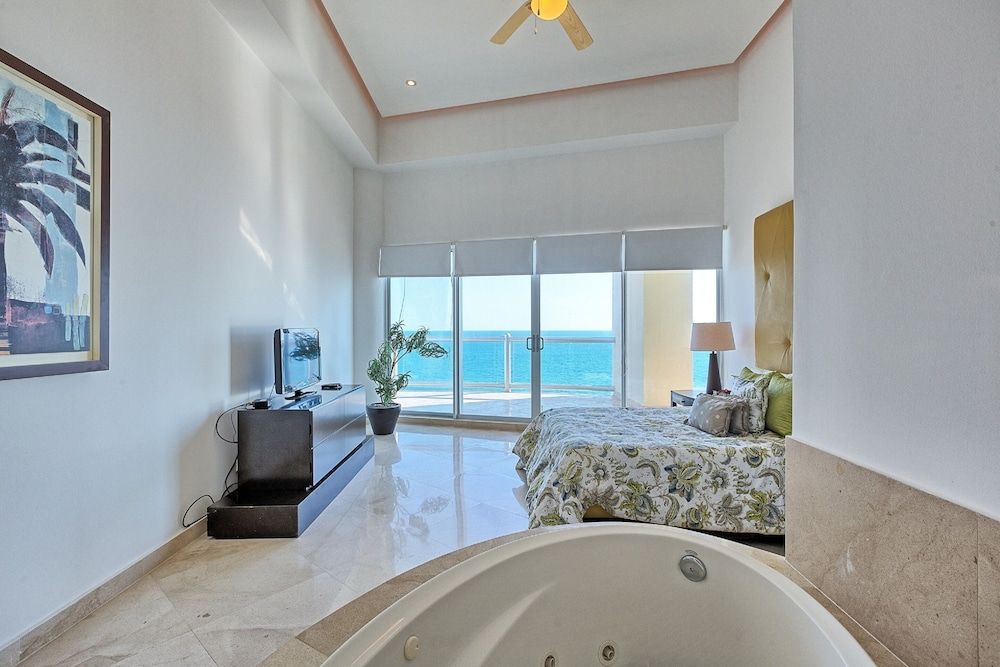 Luna Blanca 1201由Kivoya