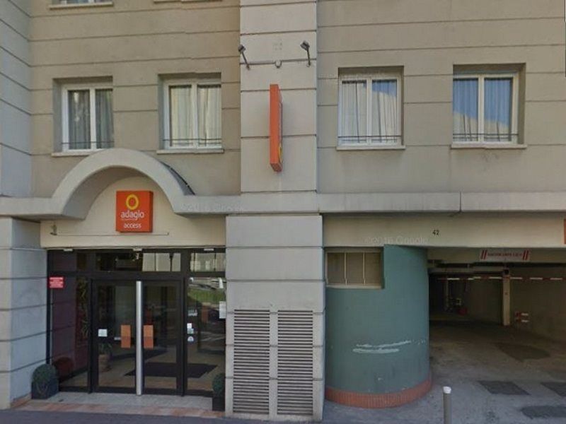 阿德吉奧阿克瑟斯尼斯加里波第公寓酒店