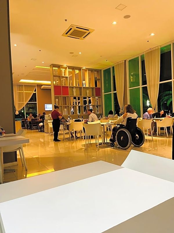 維蘭諾住宿巴拉套房酒店