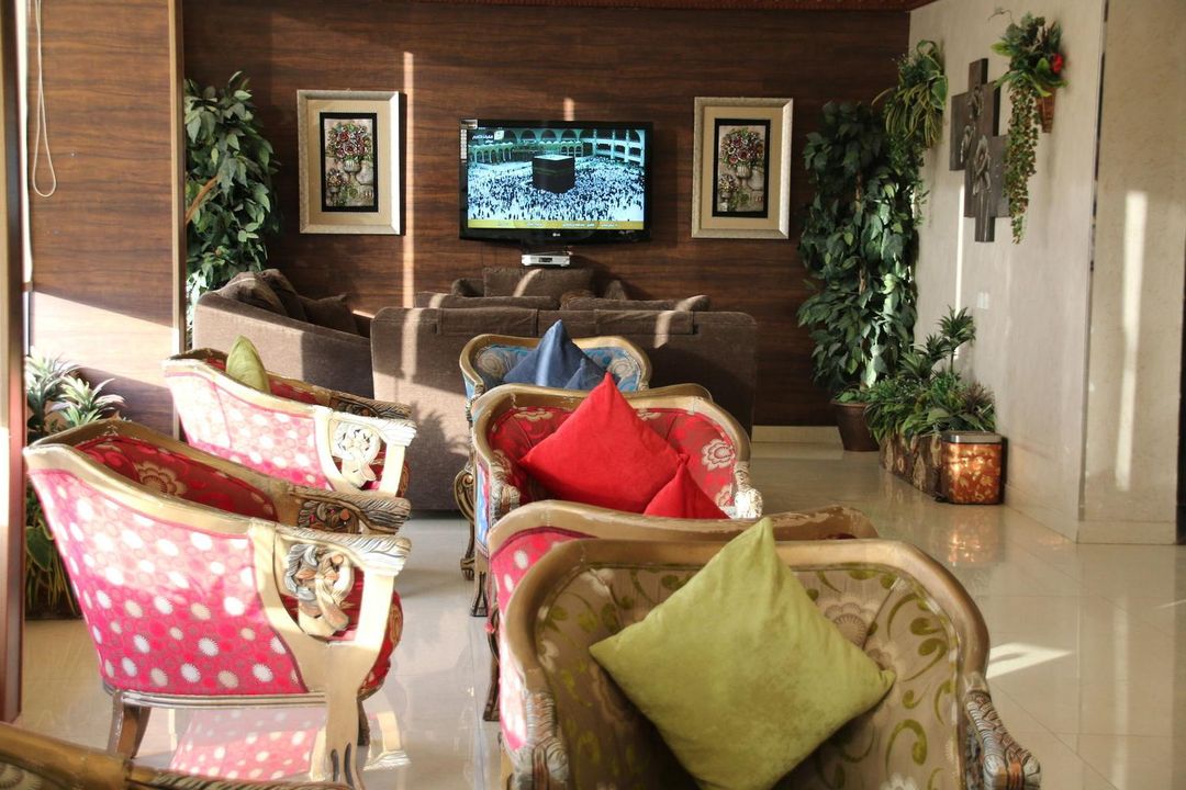 多拉爾達里亞公寓酒店 - 阿爾木吉里薩特