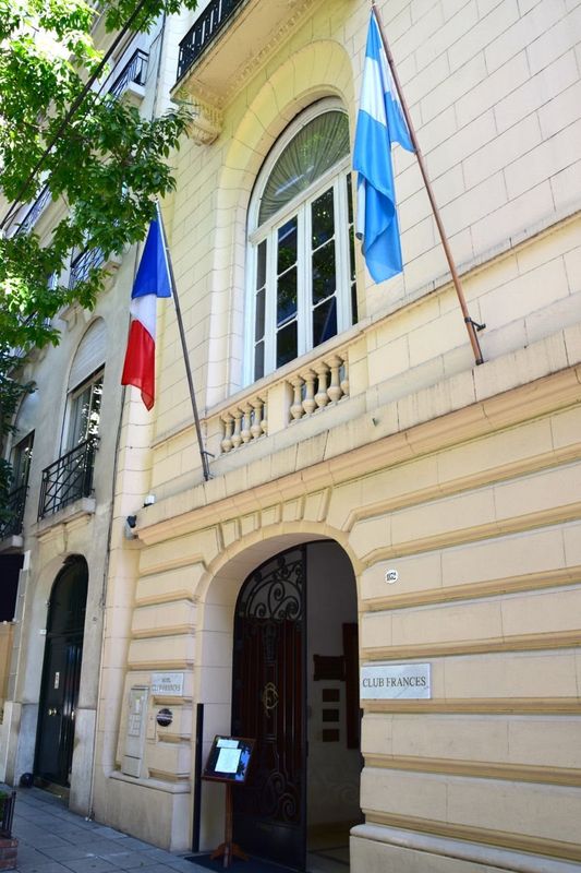 弗朗西絲酒店及俱樂部