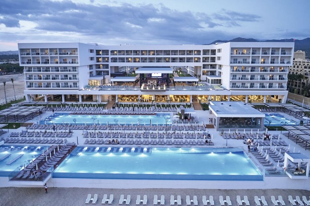 裏烏宮加利福尼亞半島酒店 - 限成人- 全包