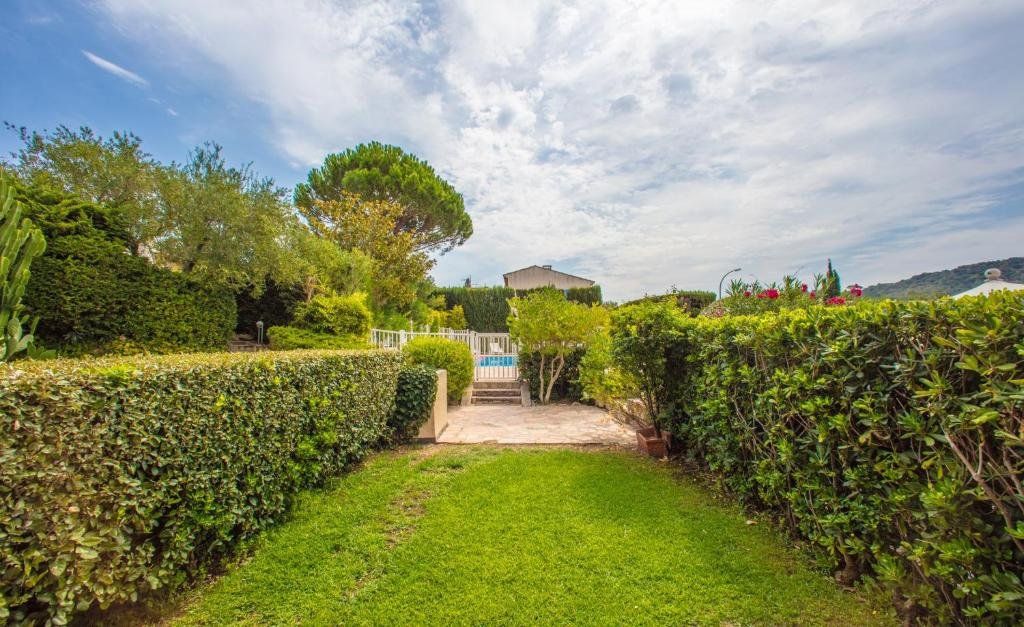 Studios 10 & 11 by Hotel des Lices