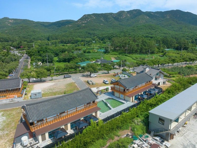 Gyeongju Hanok Pension Wanggyeong