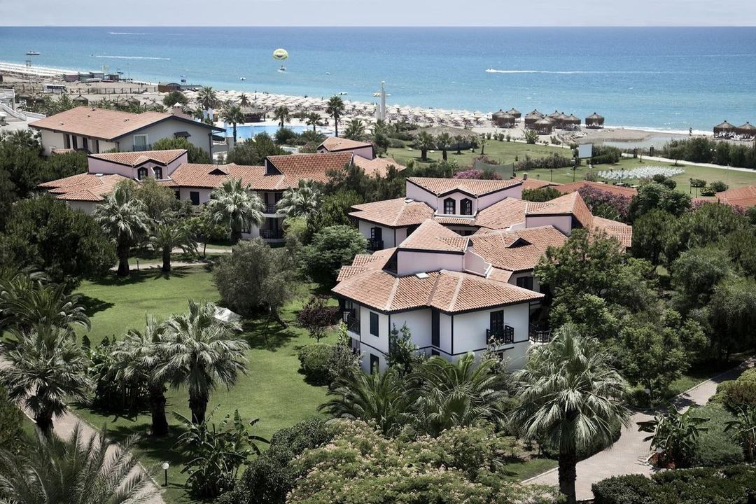 Sunrise Resort Hotel