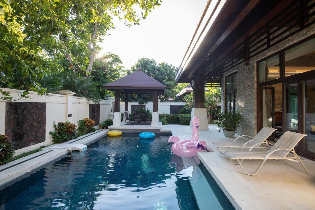 Sanya Yusu · Beautiful Time Holiday Bungalow Villa