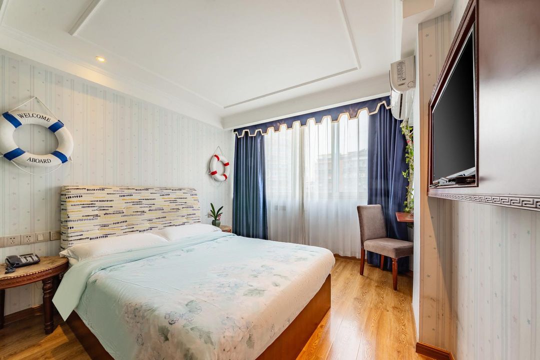 Runxianglong Boutique Hotel (Xiamen Luling Road Jiangtou Metro Station)