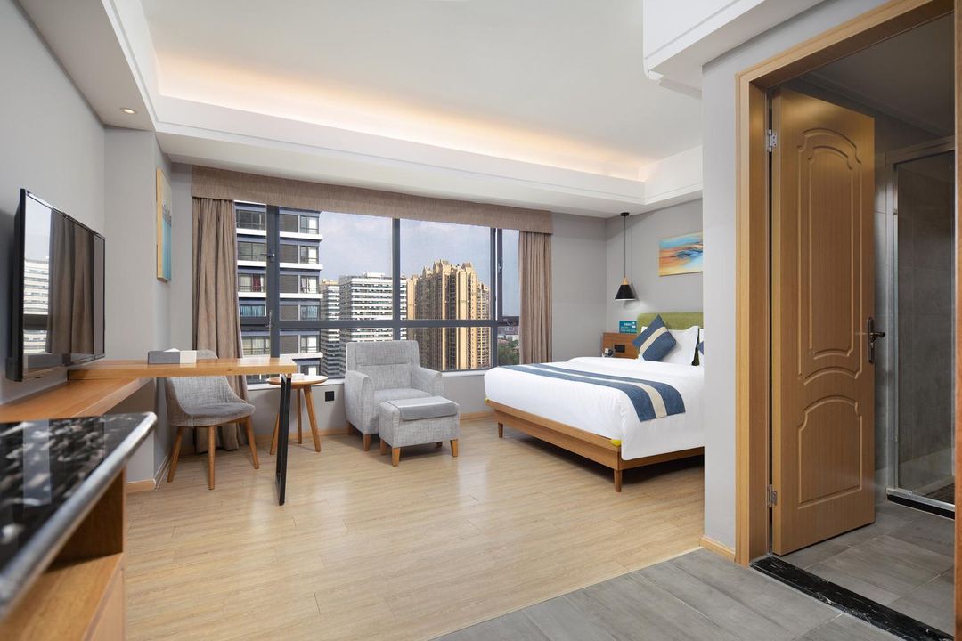 鉑金時代酒店(成都郫縣高鐵站蜀都萬達店)