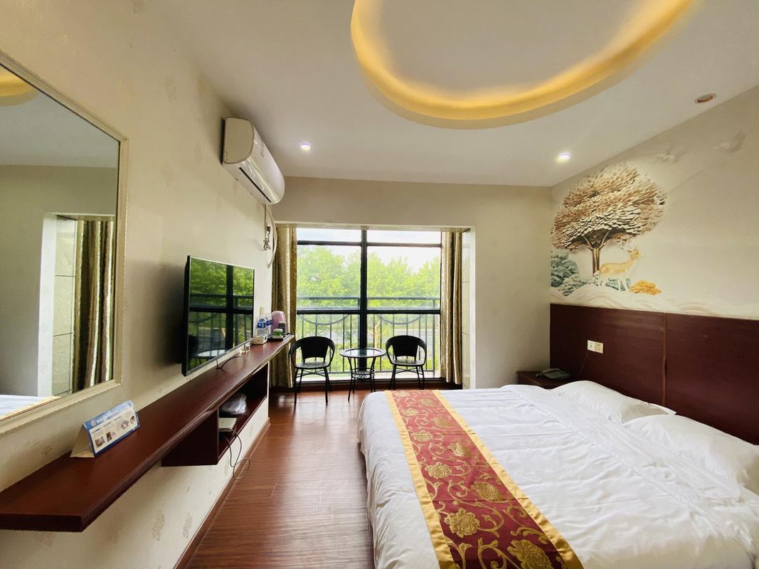 Junzailai Hotel (Nanjing Auditing University Shop)