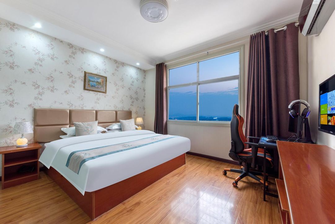 陽春滿屋酒店(武漢天河機場店)