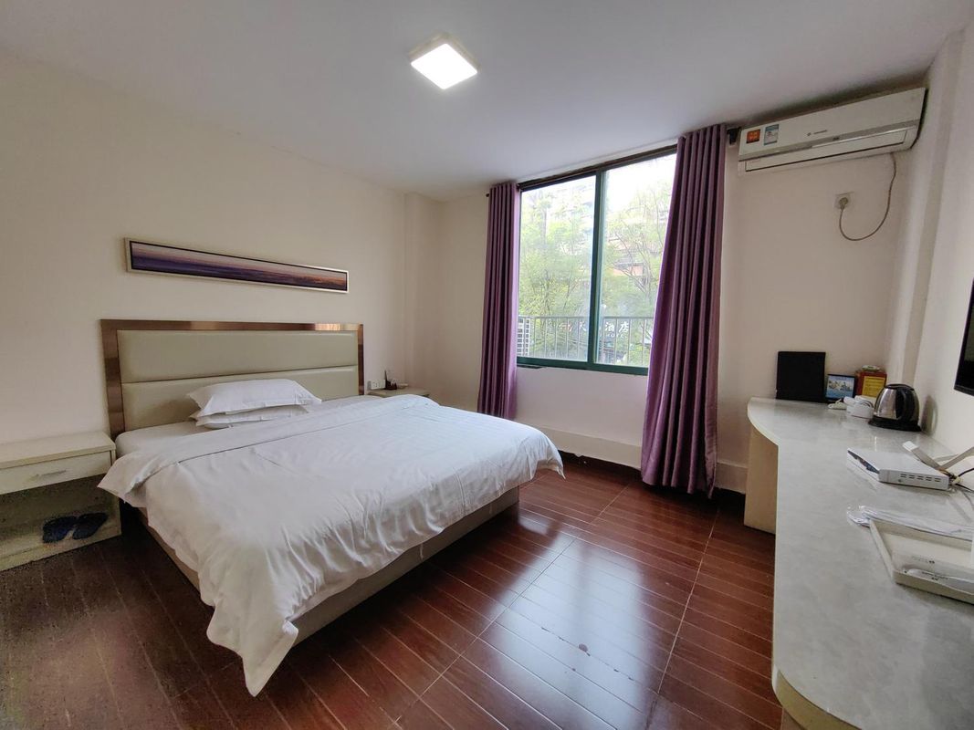 Shangbu Business Hotel (Guangzhou Tongdewei Shangbu Subway Station)