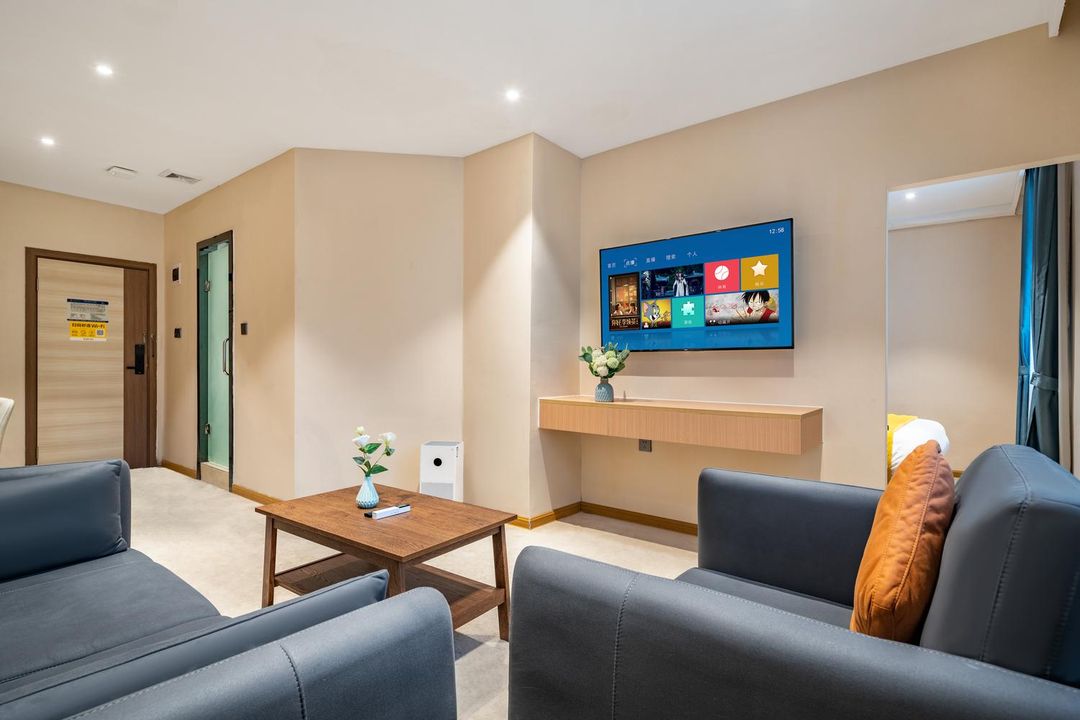 Guangzhou Baisen Business Apartment (Guangyi Yiyuan Haizhu Square Subway Station Branch)