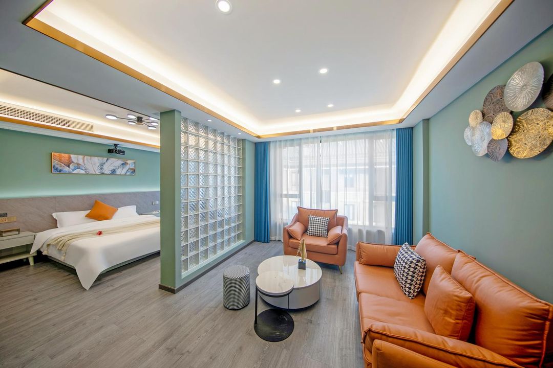 Zhujiajian Puyue·Enjoy Light Luxury Beauty Su (Putuoshan Wharf Branch)