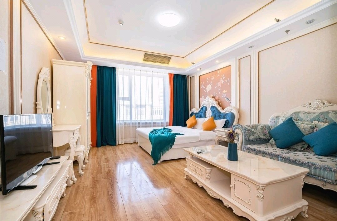 Shenyang Qingmang Boutique Apartment (North Station Huafu Xintiandi Shop)