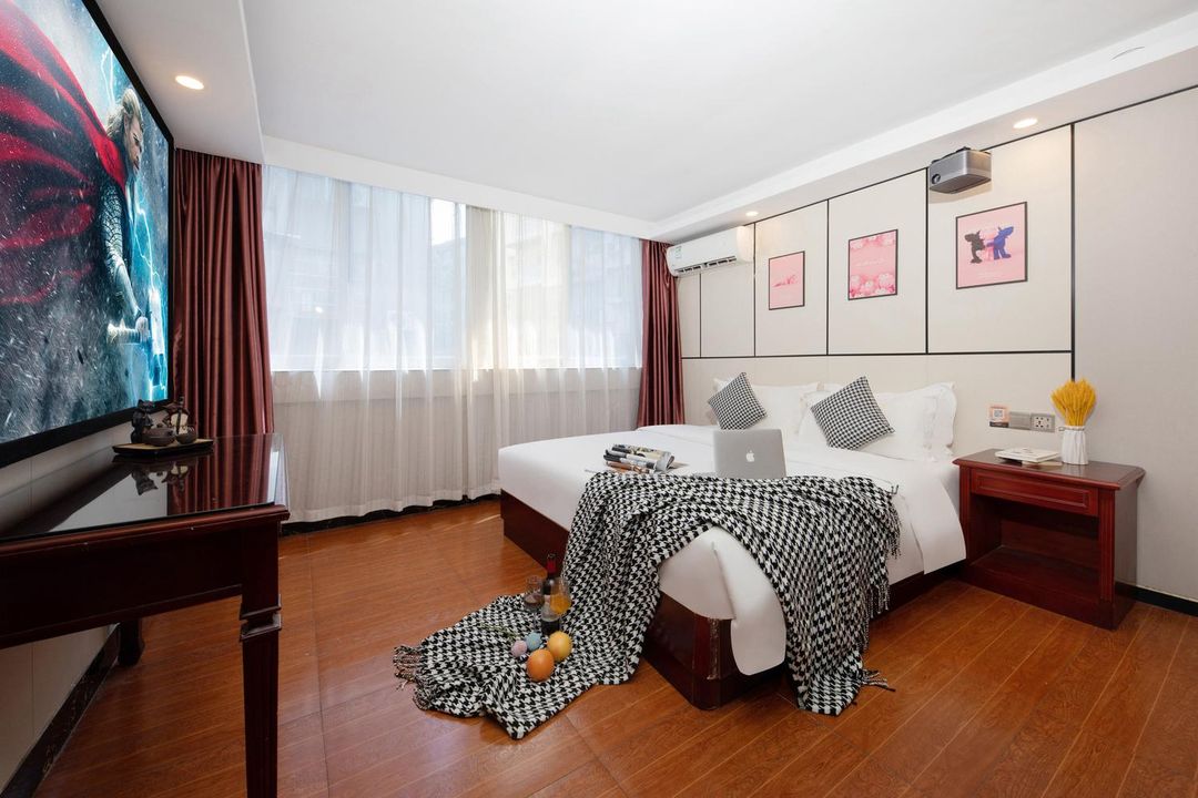 MuYa Hotel (Guangzhou Jiangnanxi Subway Station)