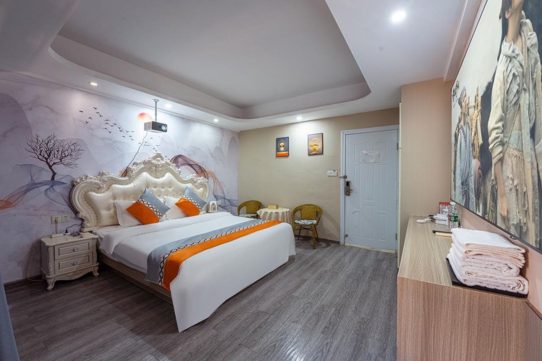 Changsha County Mango Love Theme Hotel