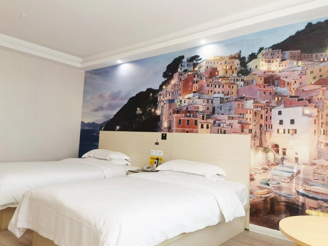 Jasmine Blossom Inn (Huanggang Kuohaosi)