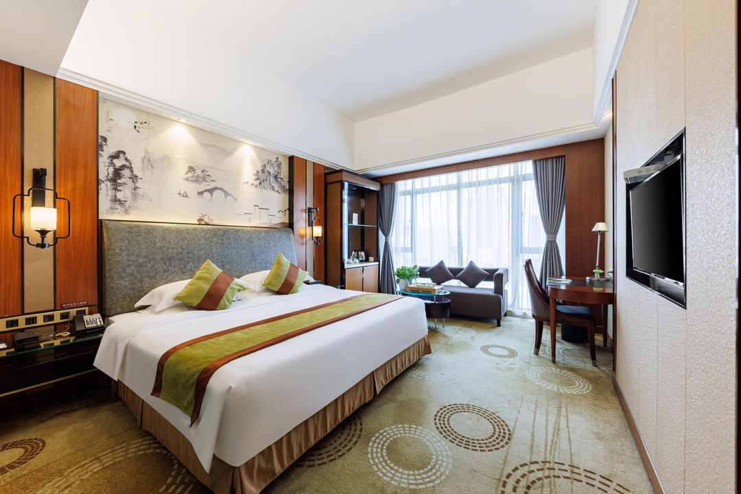 君御酒店(廣州番禺政務中心傍江地鐵站店)