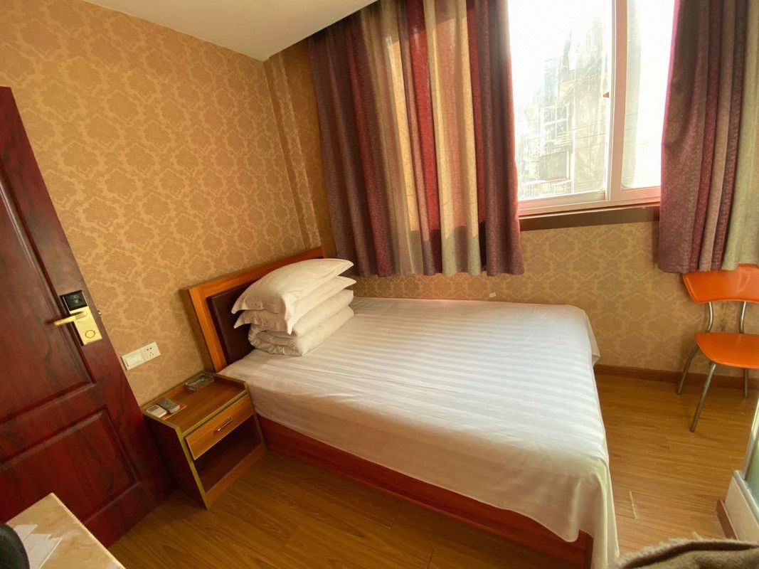 Taizhou Yuanmeng Hotel