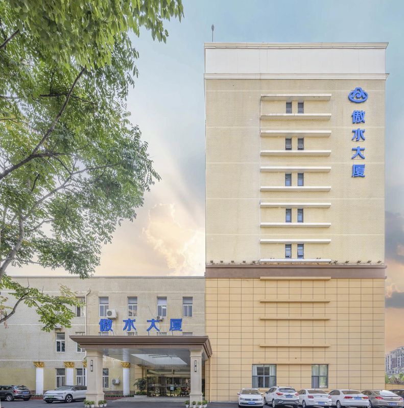 武漢傲水大廈酒店(湖北水利水電職院南湖校區店)