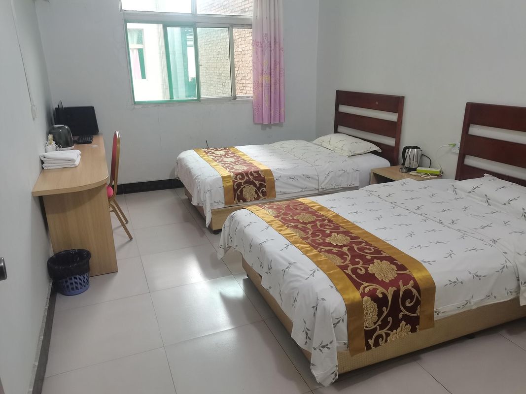 Xi'an Huayuan Apartment