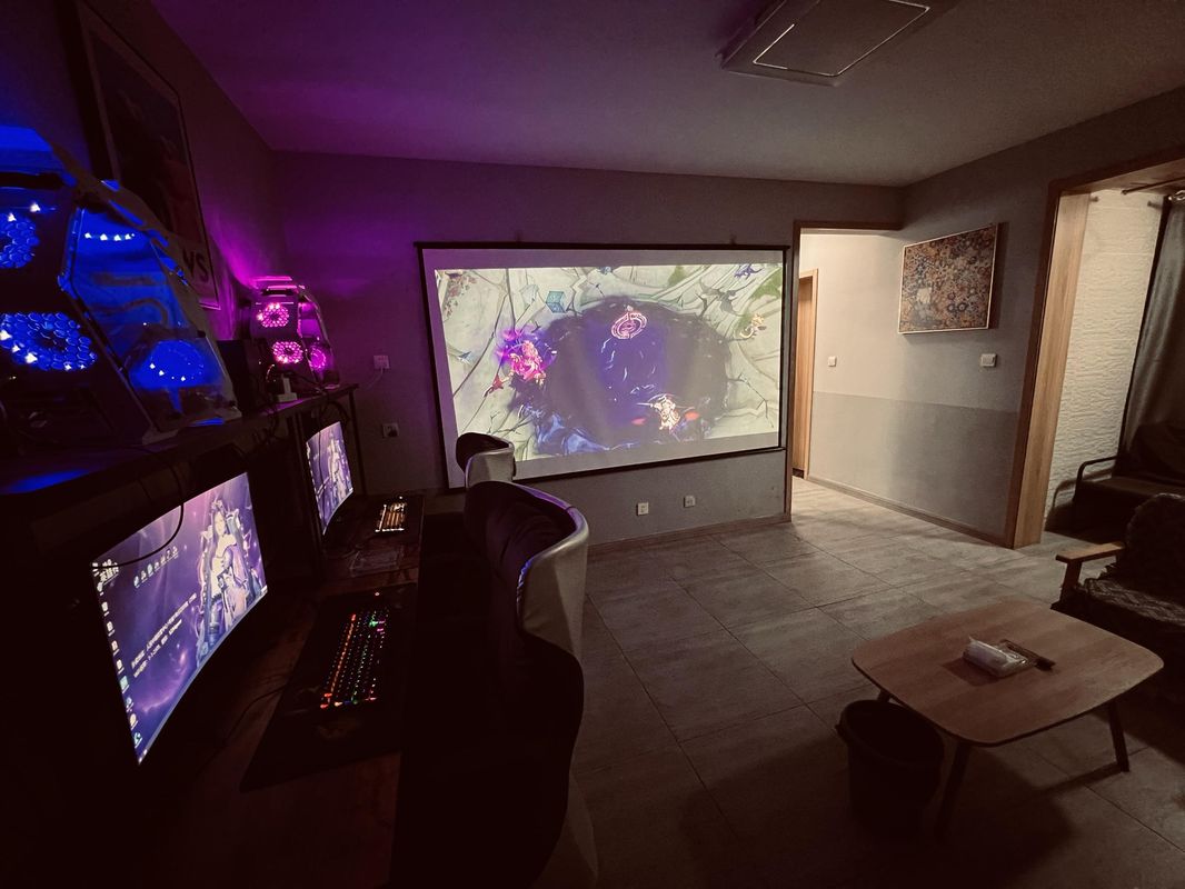 Xianyang Pushu E-sports Apartment