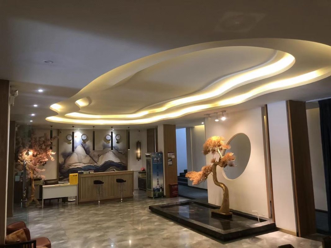 Yuhang Hotel (Kunming New Asia Sports City)