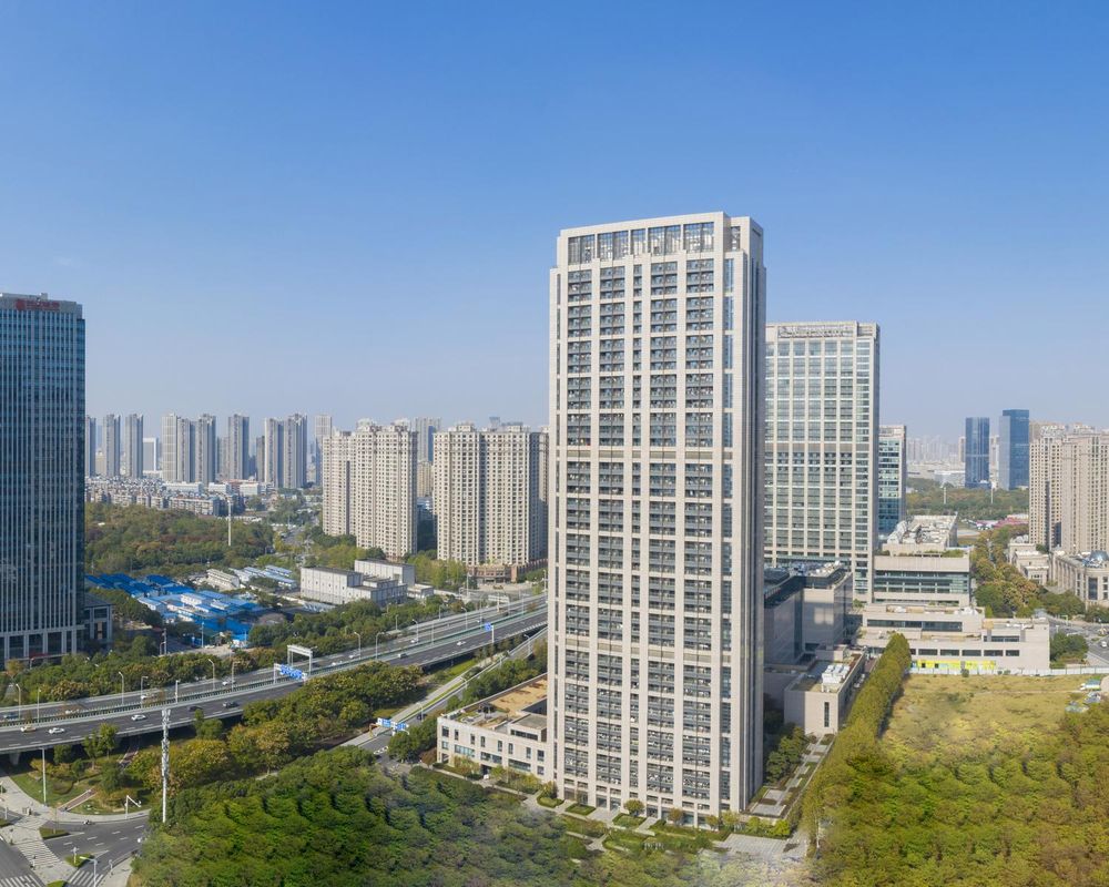 六月酒店(武漢漢口火車站泛海CBD店)