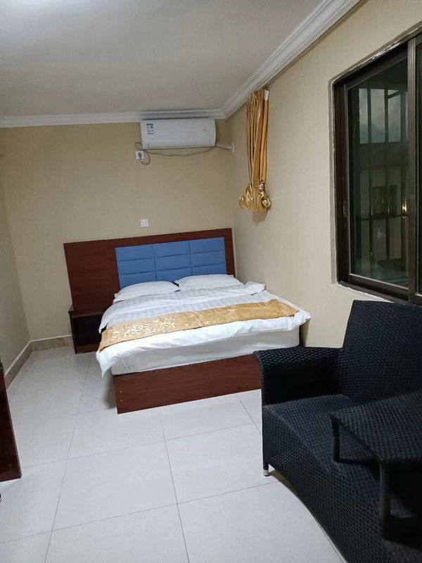 Foshan Warm Apartment