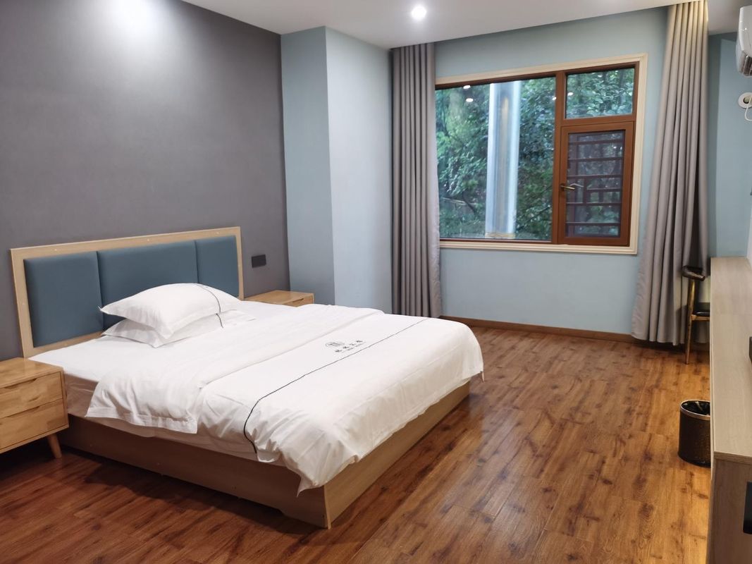 Linlin Business Hotel (Changsha Aeronautical Vocational and Technical College Tiaoma Campus)