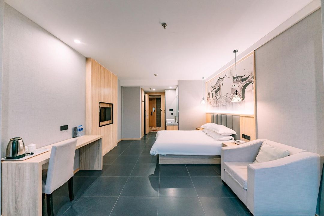 Qingmu Hotel (Middle Zhenxing Road, Dangtu, Ma'anshan)