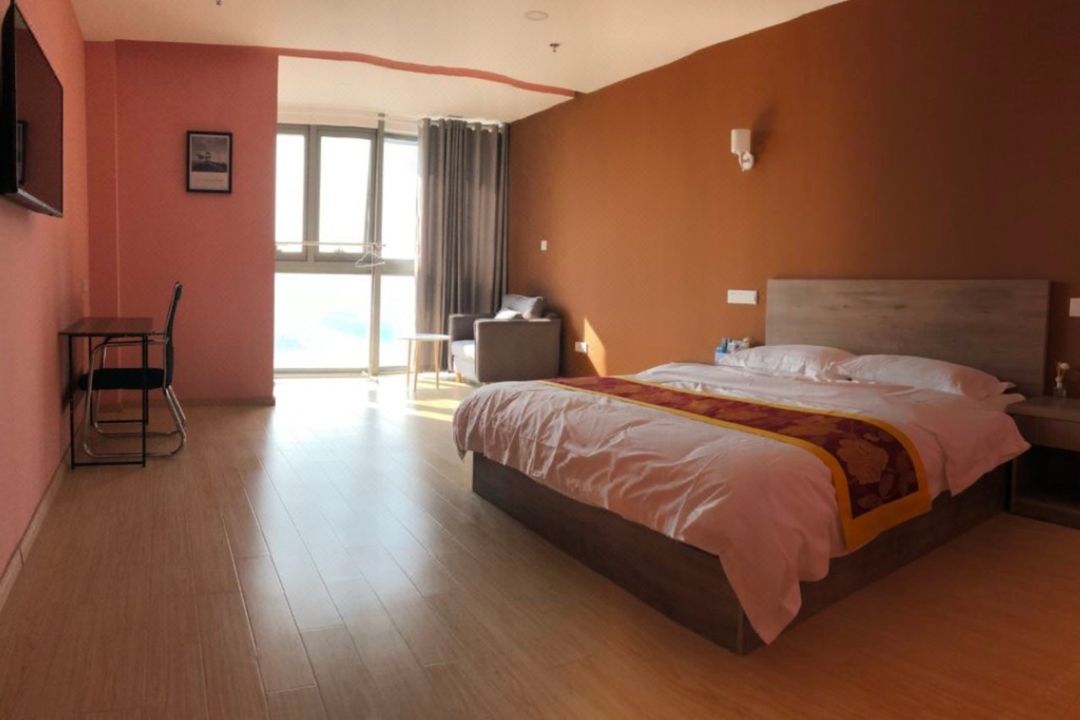 勝鵬民宿(步月路1號分店)