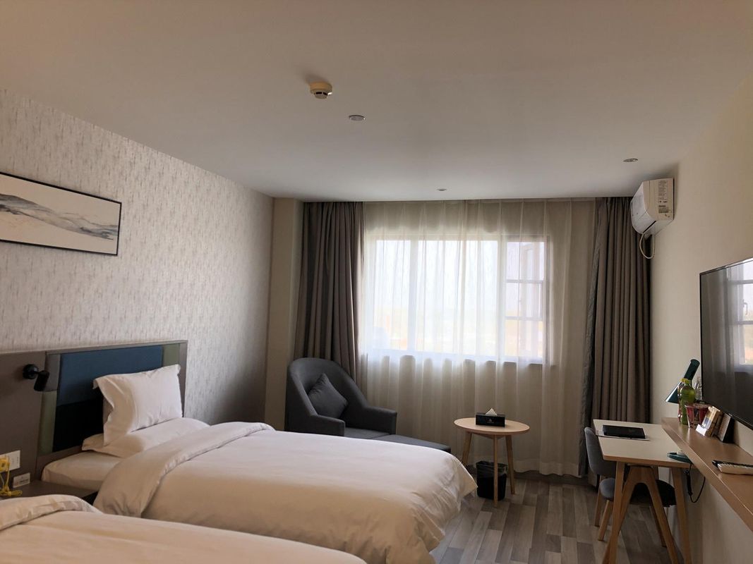 西安小佰假日酒店