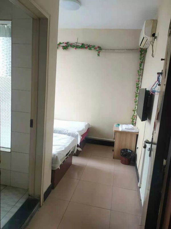 Qingdao Yujiang Jiayuan Express Hotel