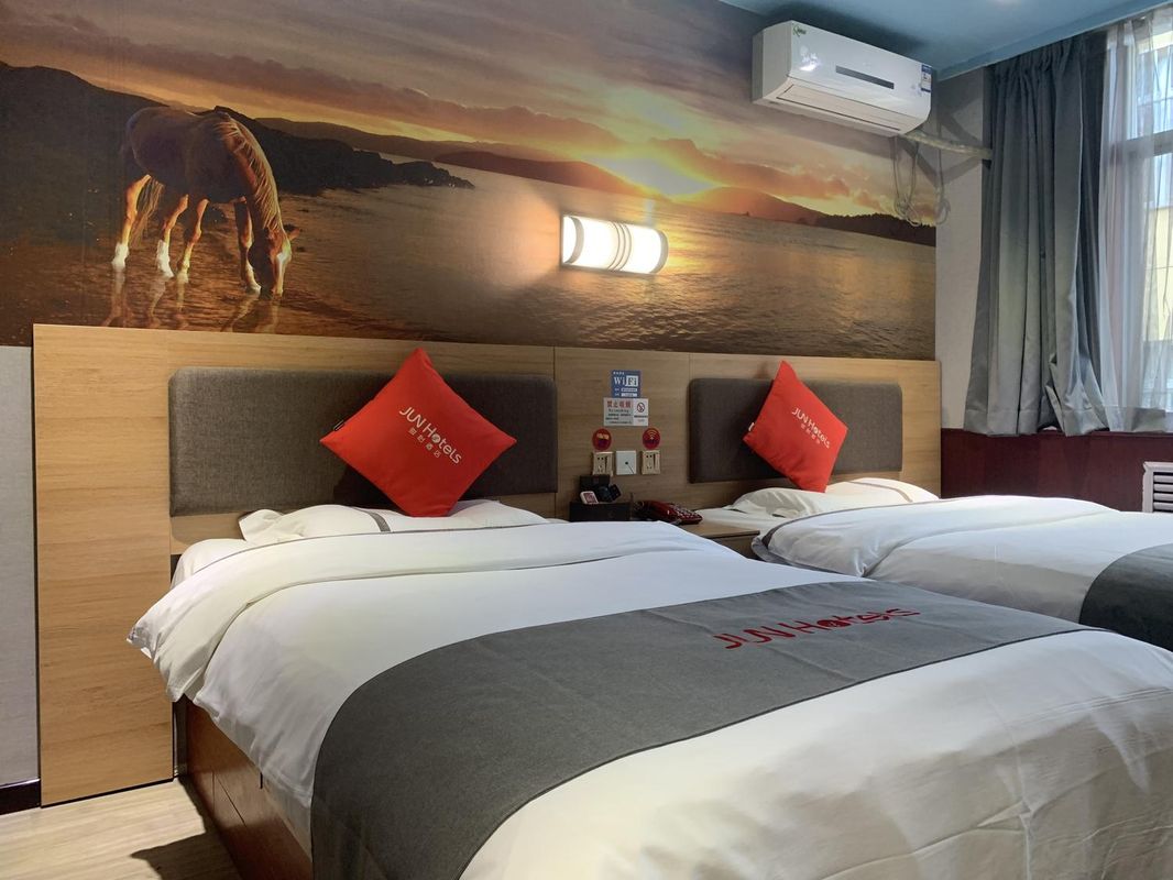 君怡精選酒店(西安臨潼區華清池店)