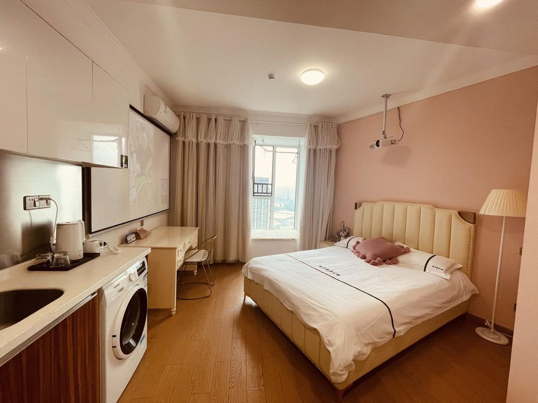 Nanjing Xingzhichen Apartment (Hongyang Plaza)