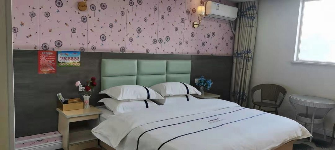 Xinguifa Business Hotel (Wuhan Railway Station Wugang Subway Station Branch)