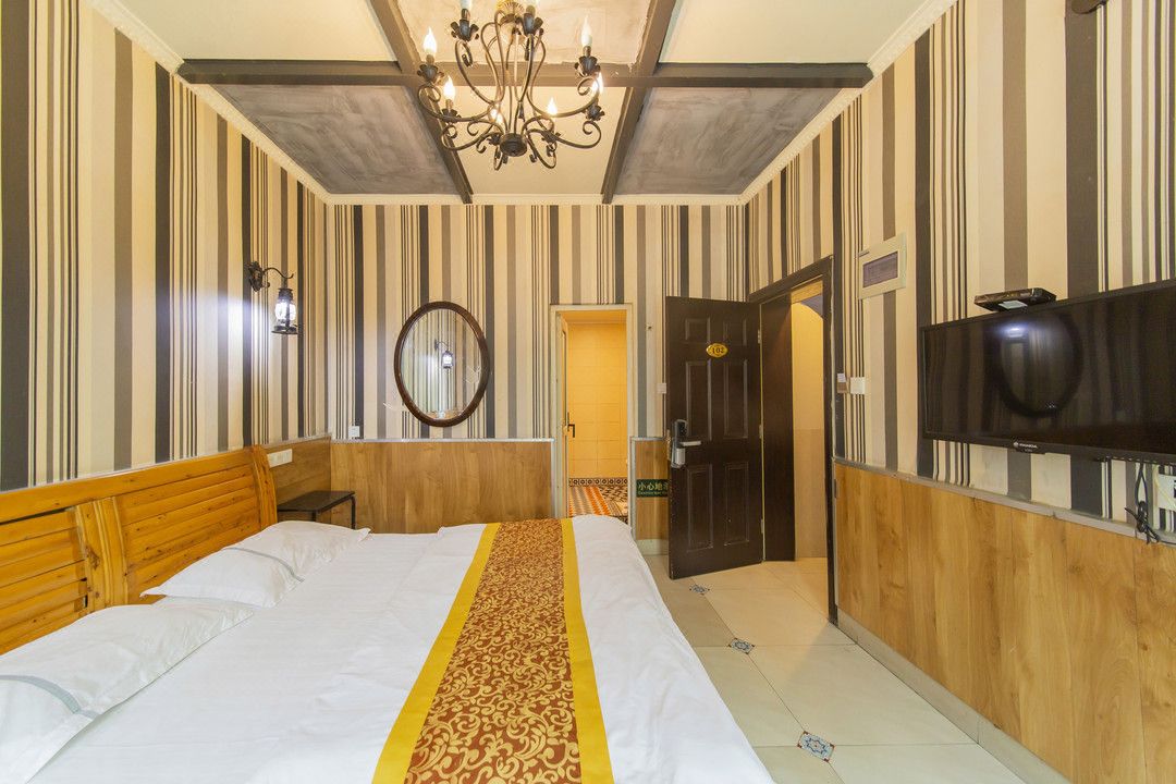 Chengdu Happy E-sports Hotel