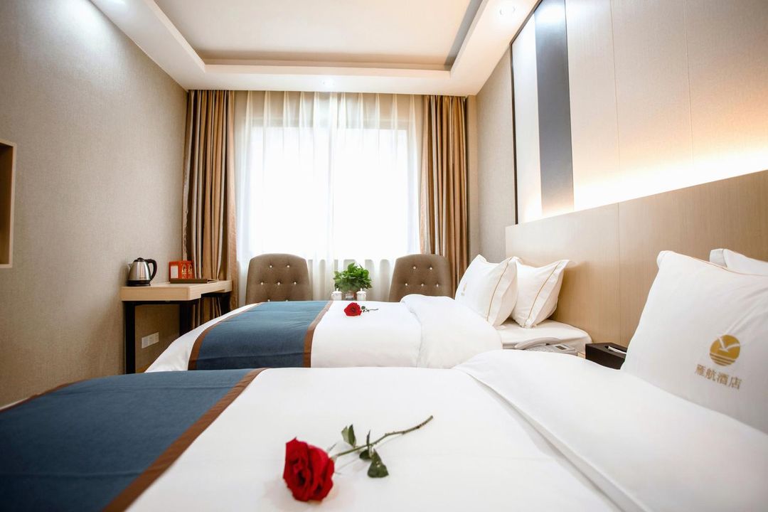 Yihang Hotel (Changsha West Bus Station Meixi Hudong Subway Station)