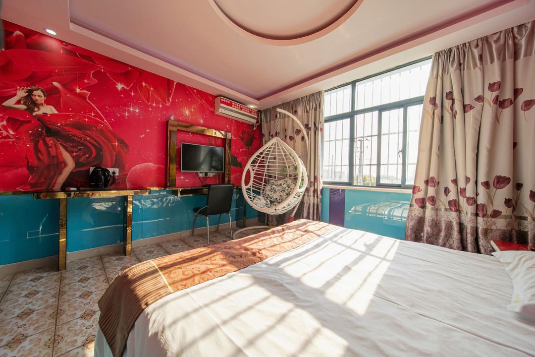 Gangqing Business Hotel